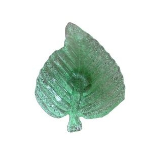 Vtg textured Green Glass Leaf Dish 7" MCM Art Glass Trinket Candy Nut Bowl NotUV